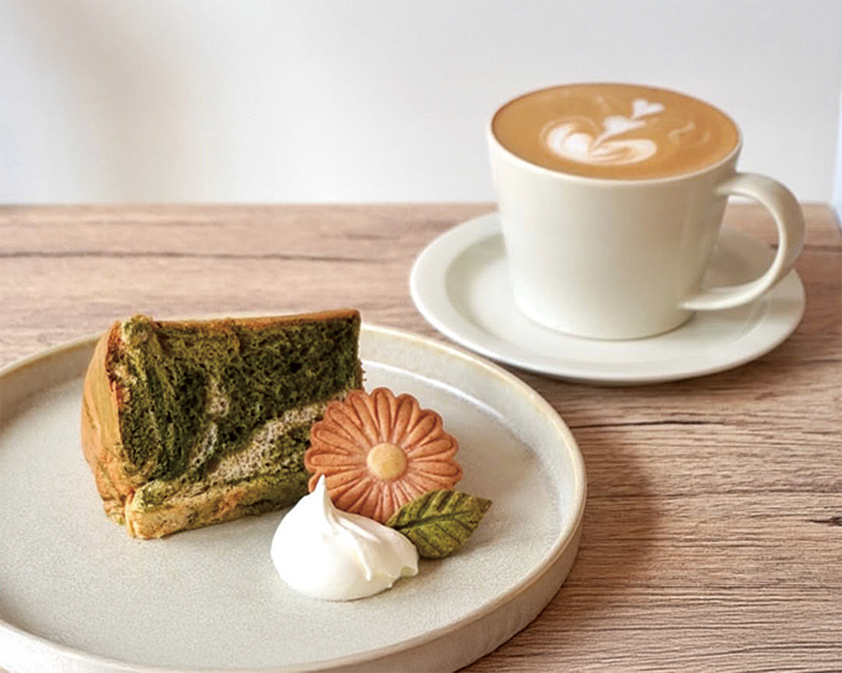 〈cafe my〉
