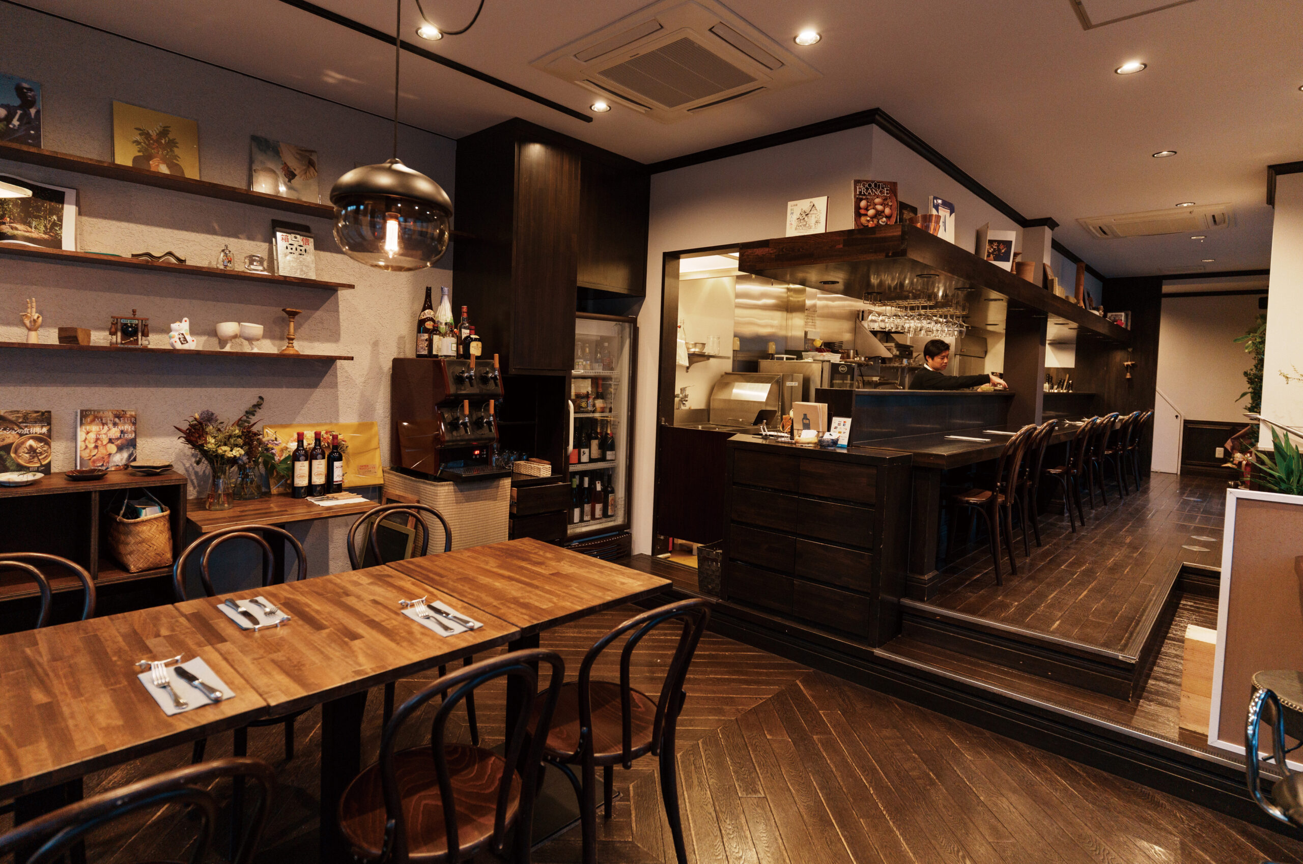ゆったり過ごせる店内
