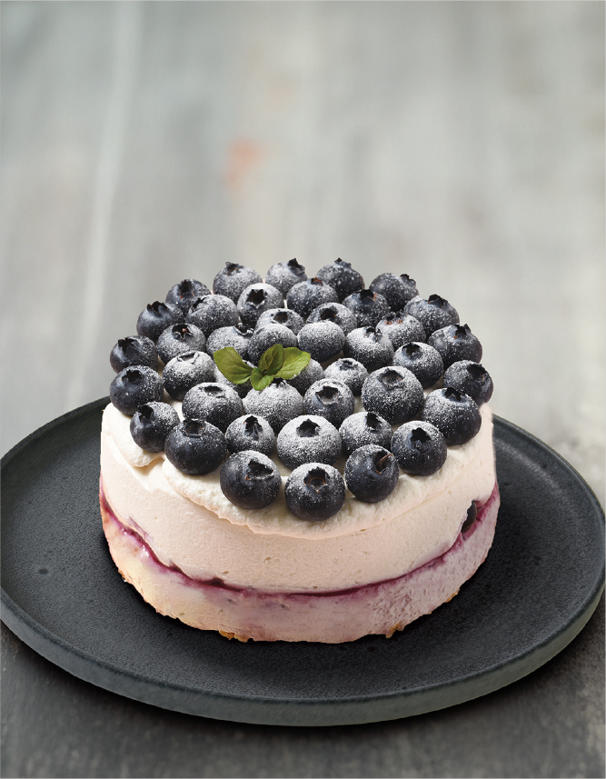 ブルーベリーのレアチーズケーキ 4号 4,500円・5号 5,600円・6号 6,700円