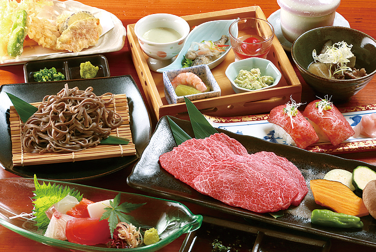 新登場の飛騨牛焼きしゃぶ会席