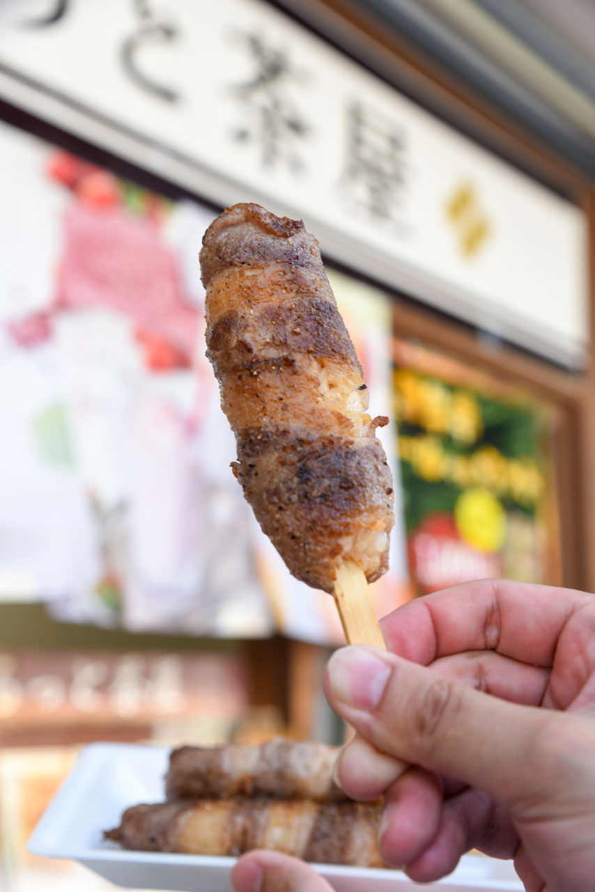 飛騨牛巻スティックにぎり 650円。