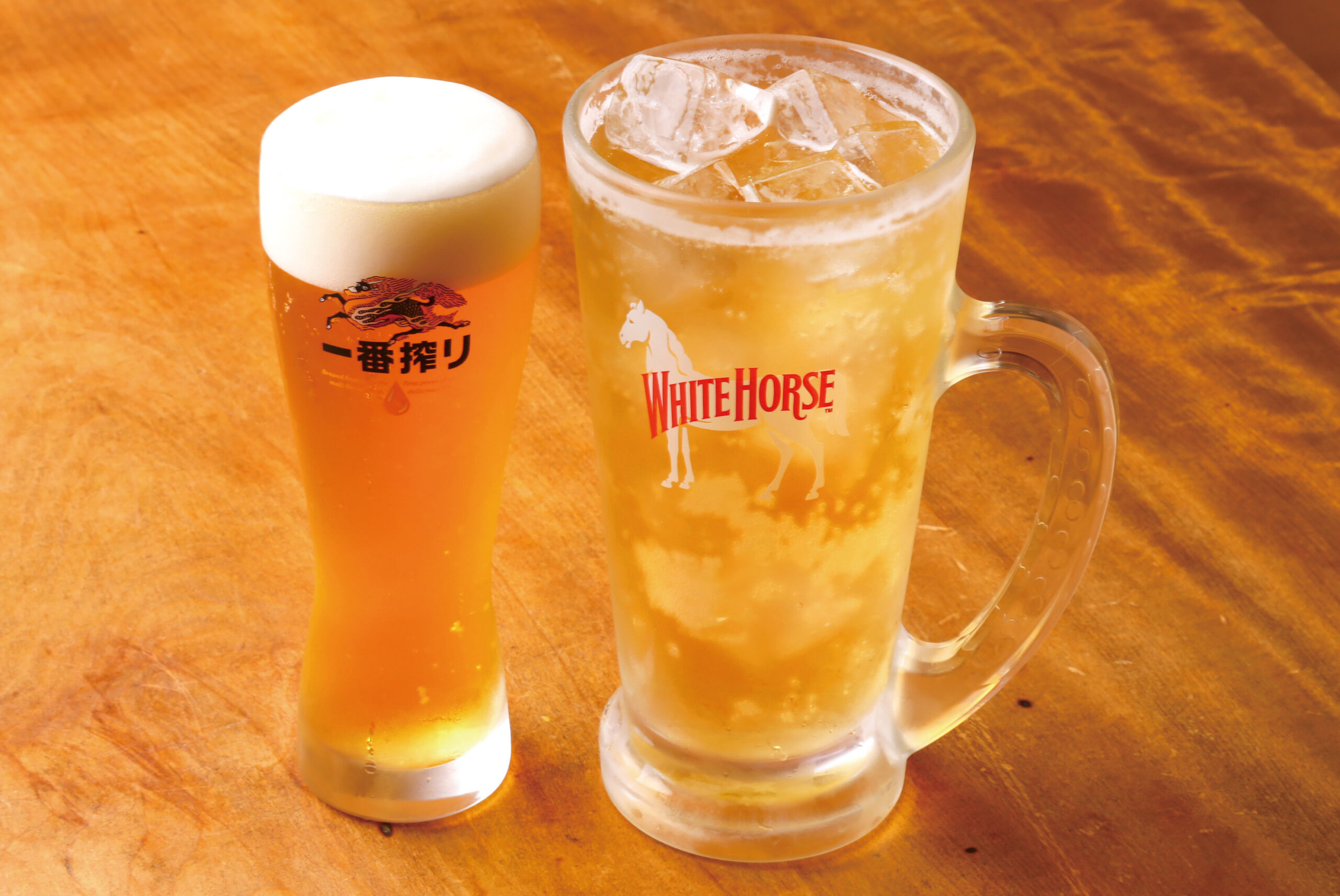 はなびの大ジョッキの「ホワイトホース・ハイボール」は単品500円