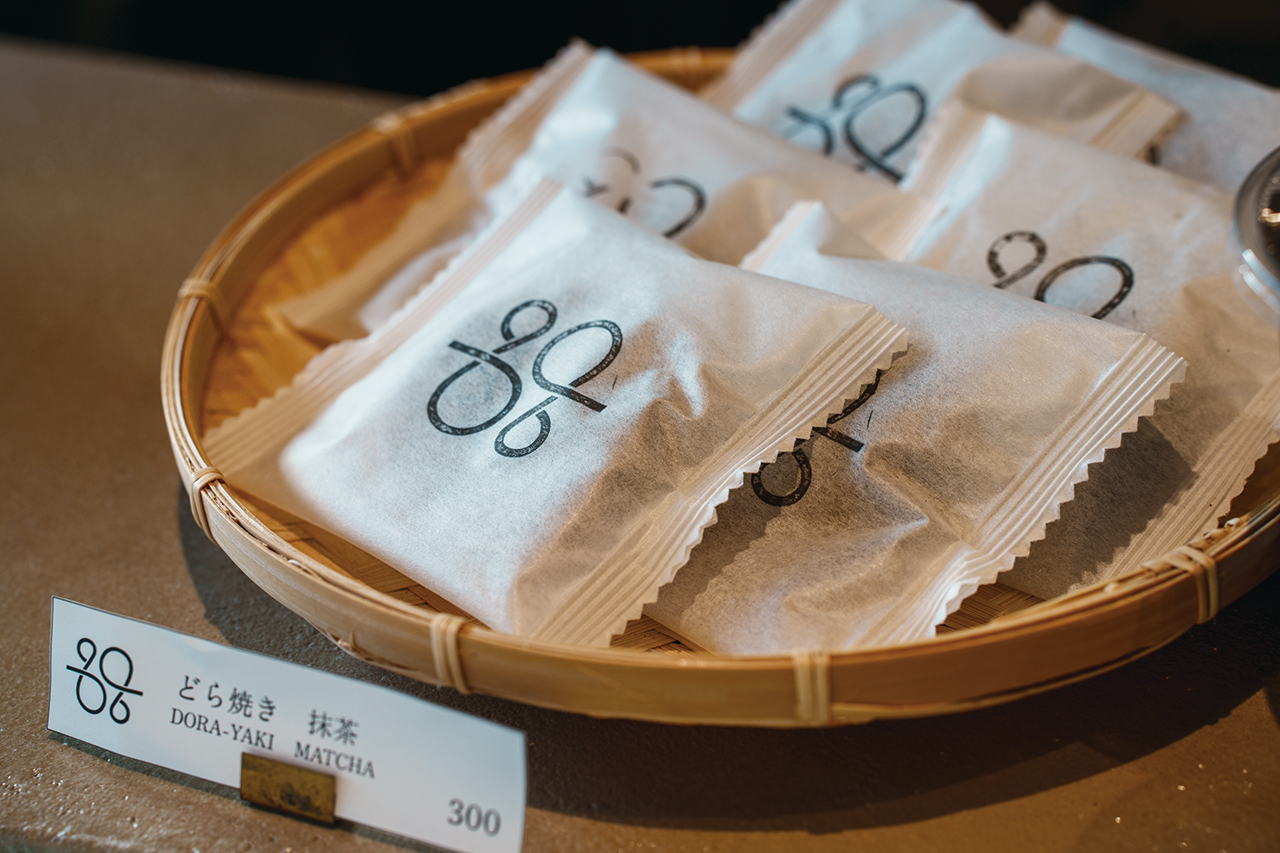 どら焼き（抹茶）の写真