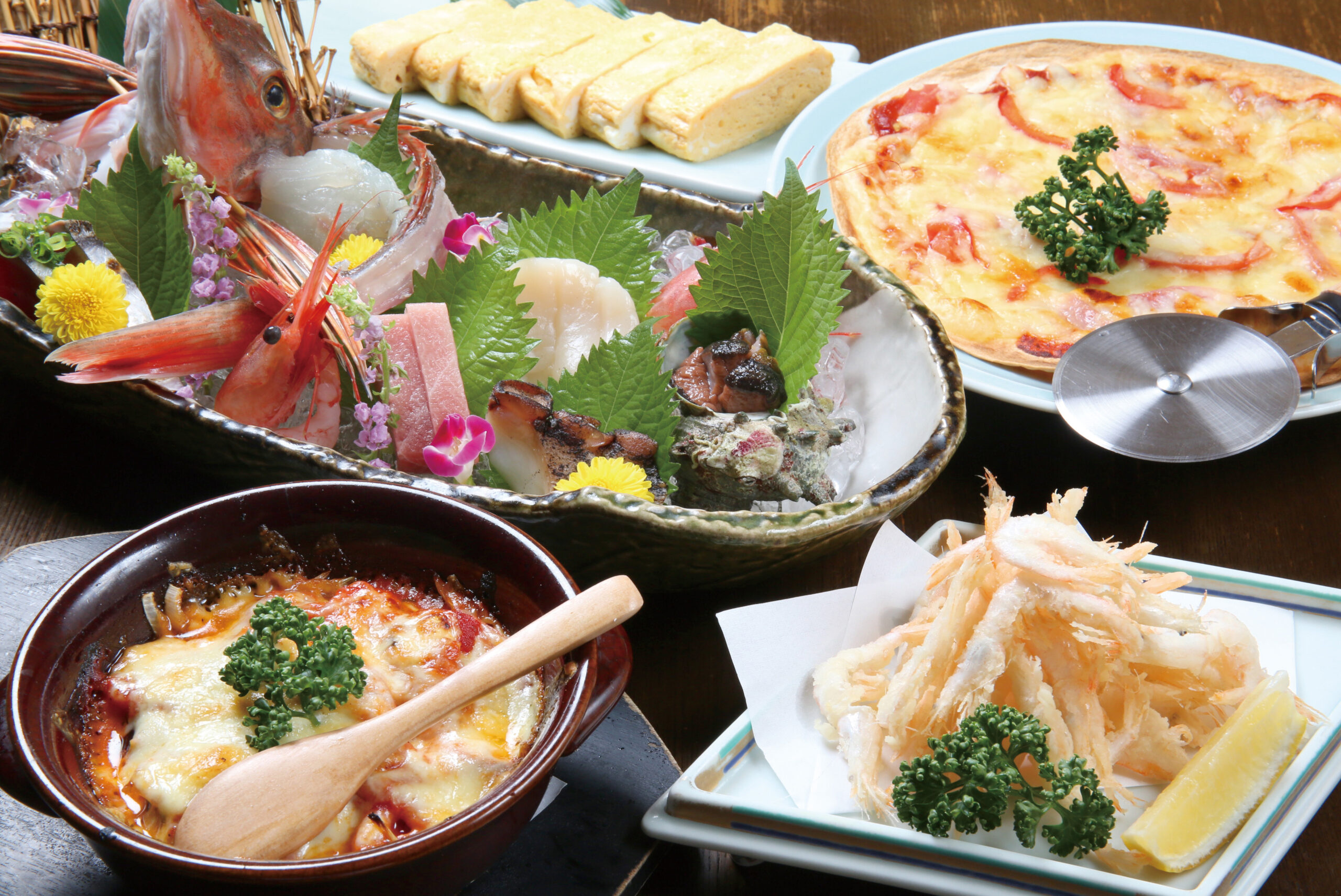 アラカルトも豊富にあり