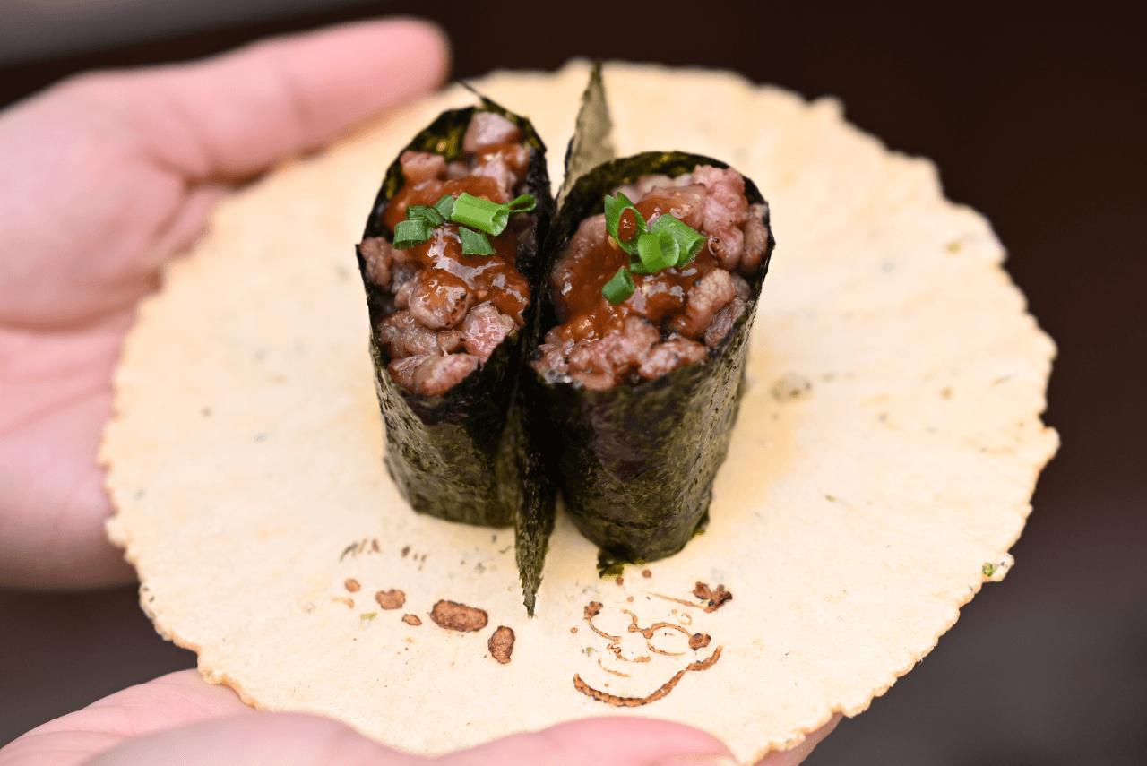 うた亭 1号店 飛騨牛軍艦握り(みそ味) 900円