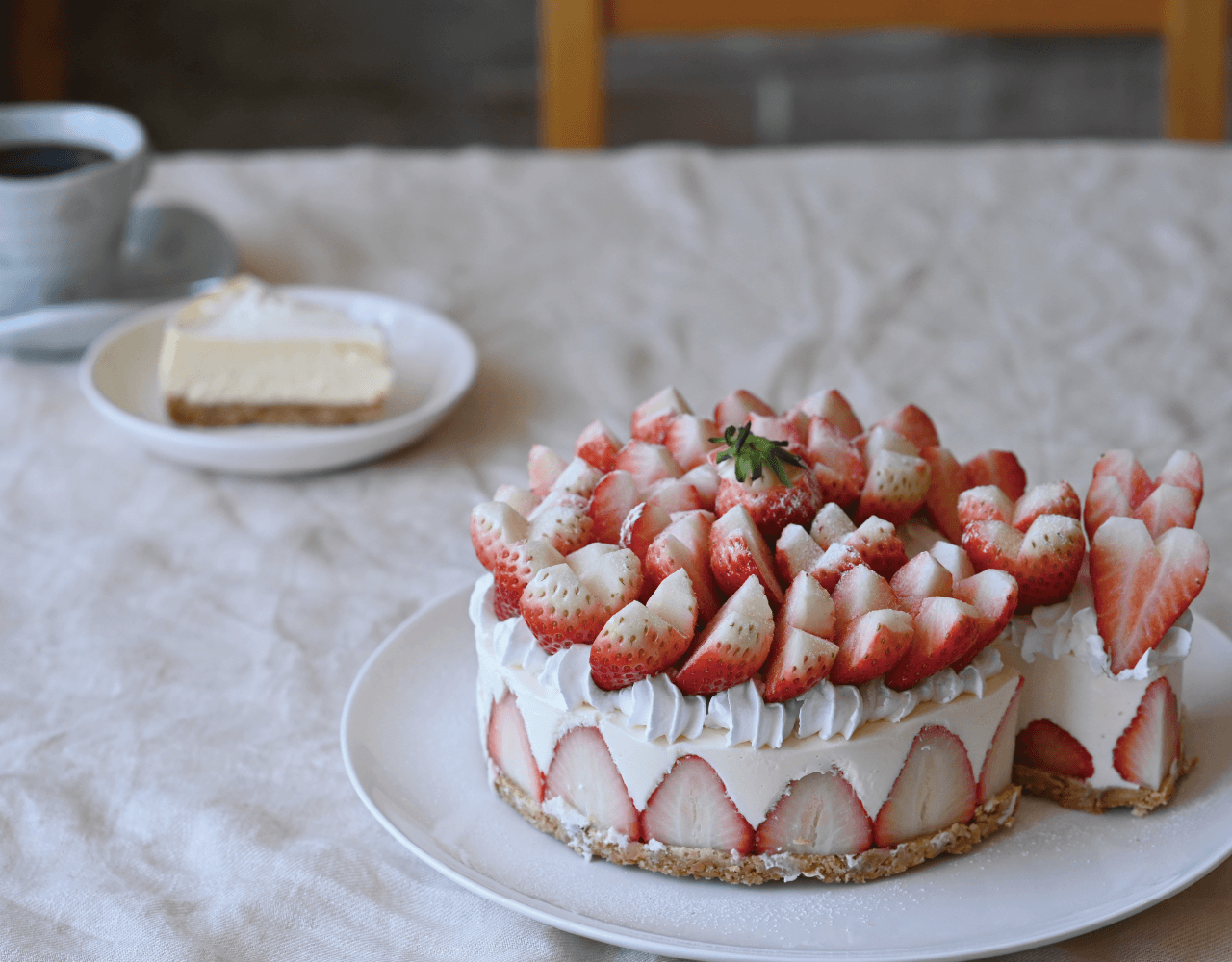 る・しえる　イチゴのレアチーズケーキ