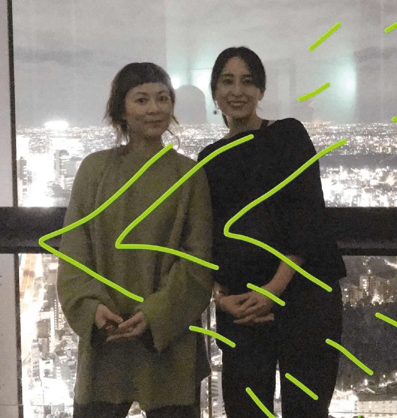 原田郁子さんと角銅真実さんの写真