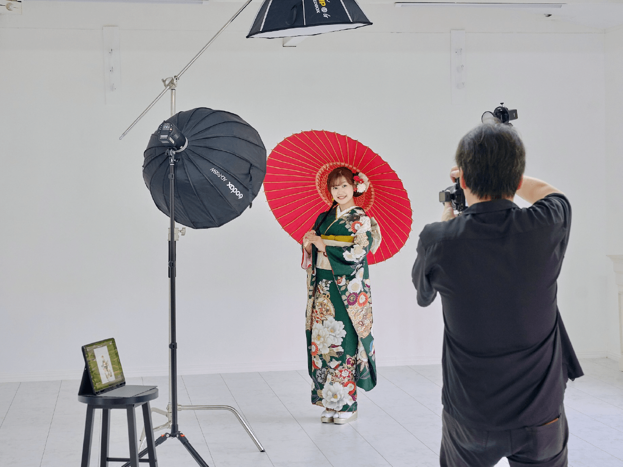 今村印刷さんのスタジオで振袖の撮影。