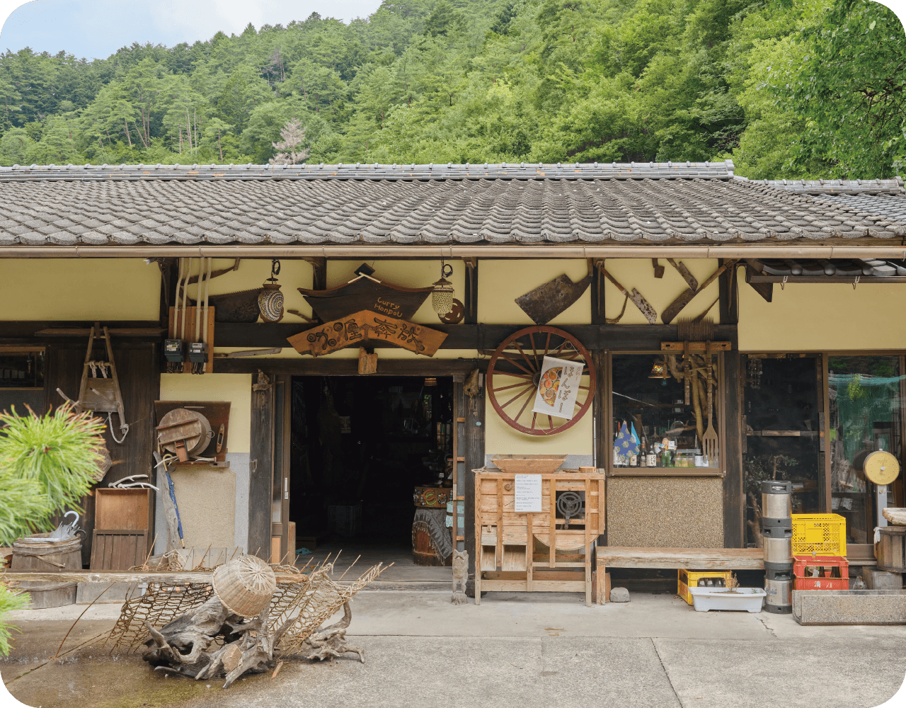 咖喱奔放の外観