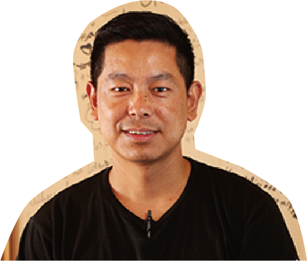 店長 タマン・ディパクさんさんの写真